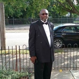 Meet your Posher, Cecil